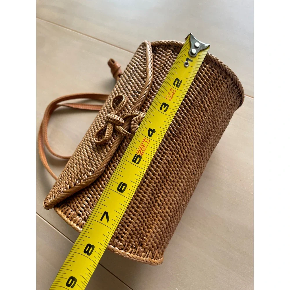 Woven Rattan Crossbody Bag Brown Bow Closure Batik Lined Boho Handbag